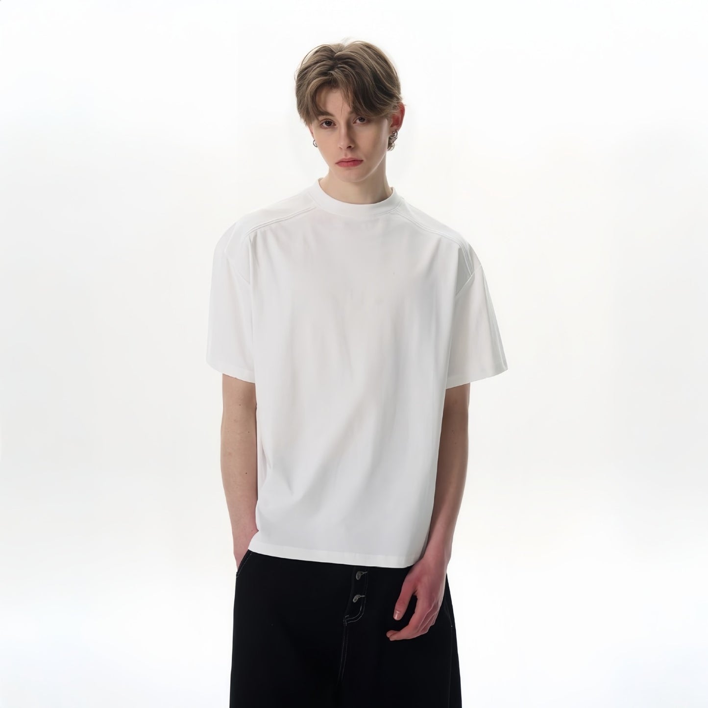 CAMISETA BÁSICA OVERSIZE